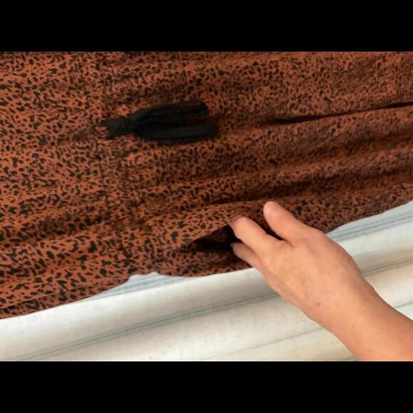 Brown Animal Print Jumper Size XL - Picture 5 of 9